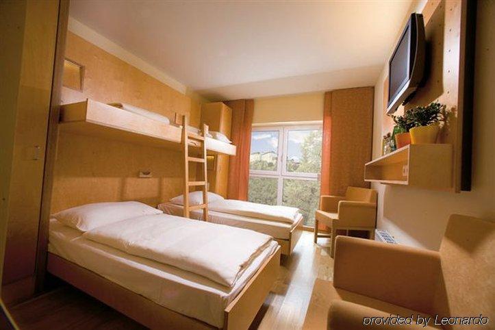 Jufa Hotel Bad Aussee Rum bild